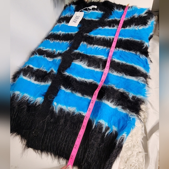 NEW‼️Fuzzy Cardigan in Vibrant Blue and Black S - Picture 5 of 5